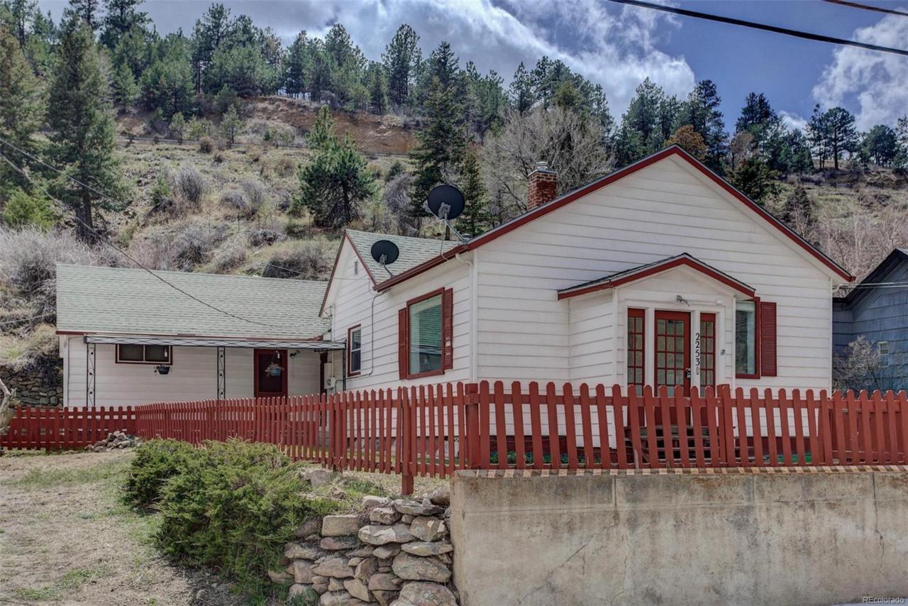 2253 Miner Street - Photo 1