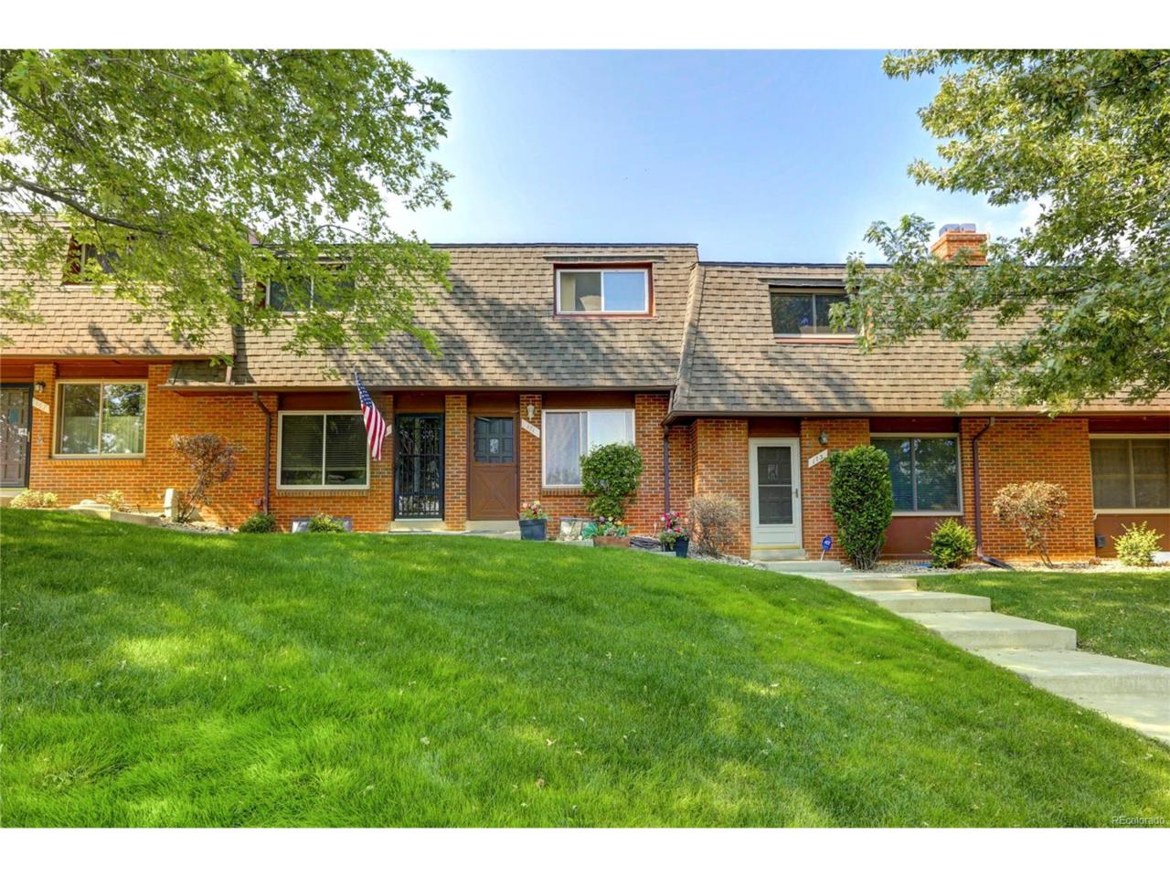 171 Holman Way - Photo 1