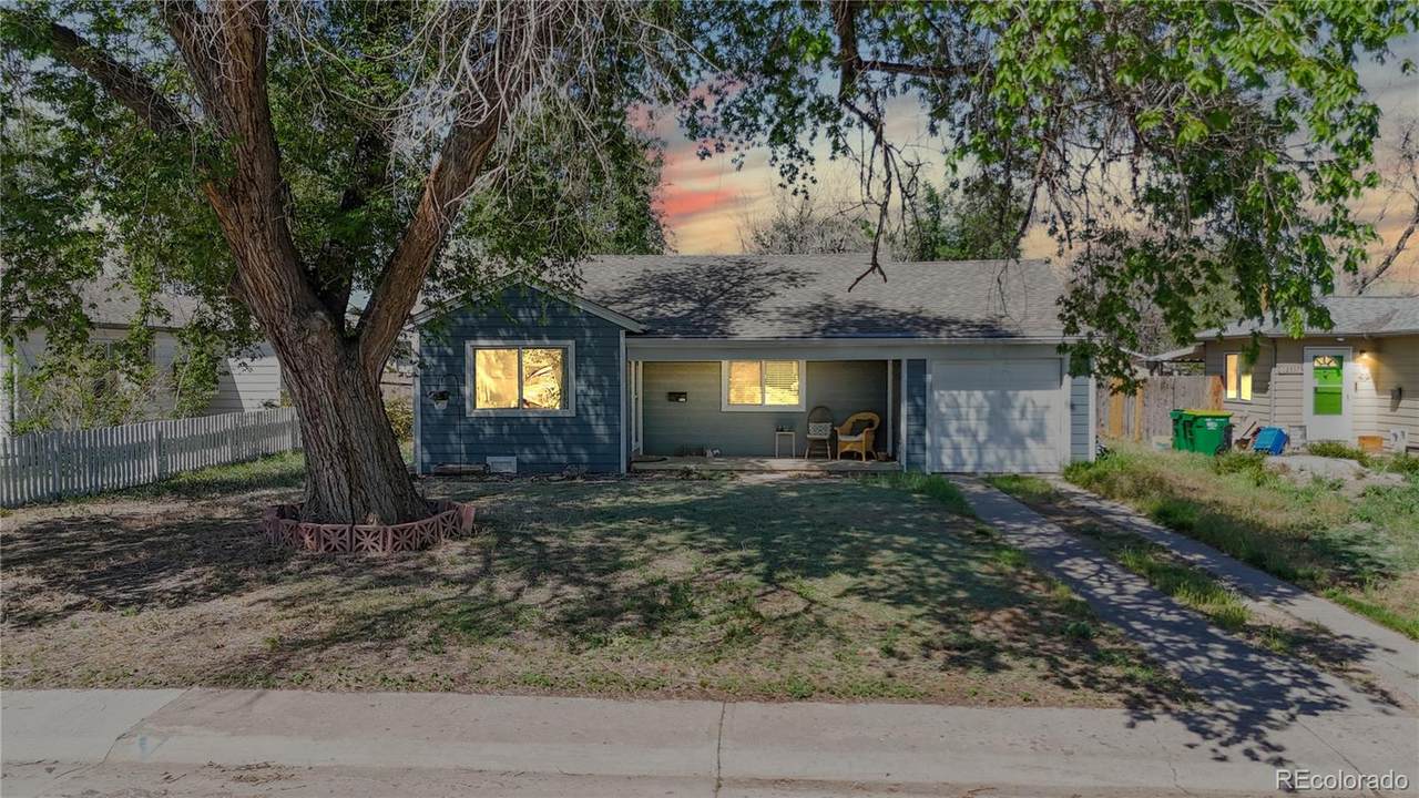 2331 Moline Street - Photo 1