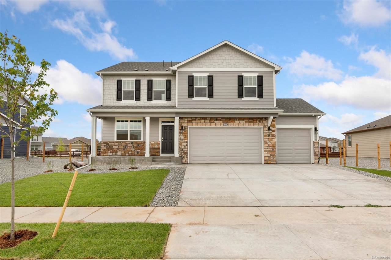 862 Charlton Drive - Photo 1