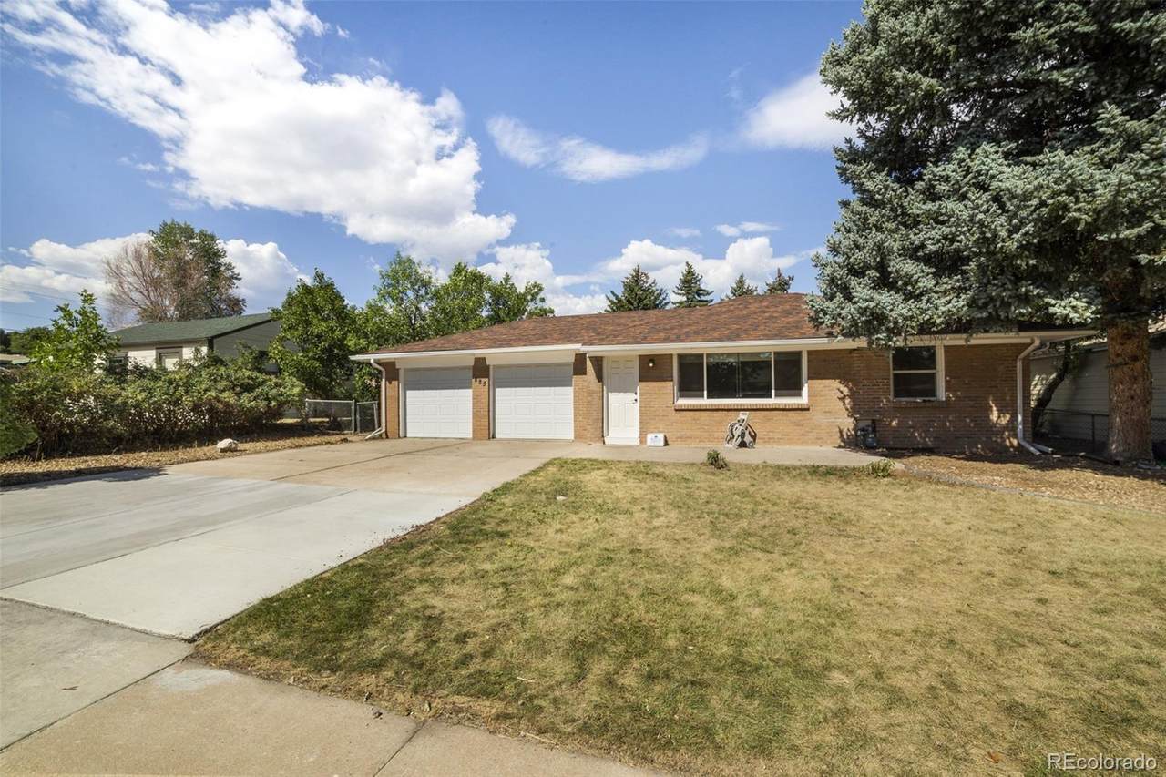 485 Parfet Street - Photo 1