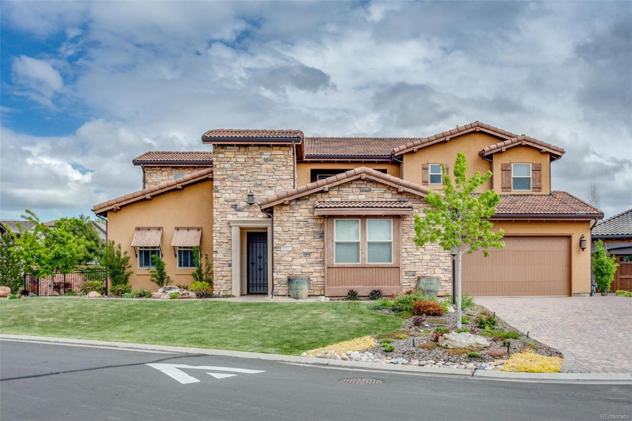 10139 Shadow Hill Drive - Photo 1