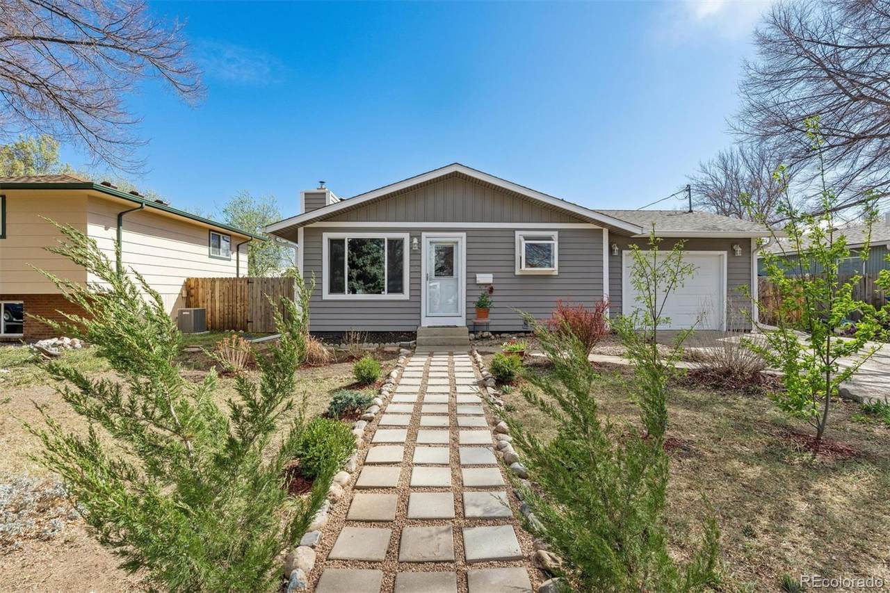 604 9th Street - Photo 1
