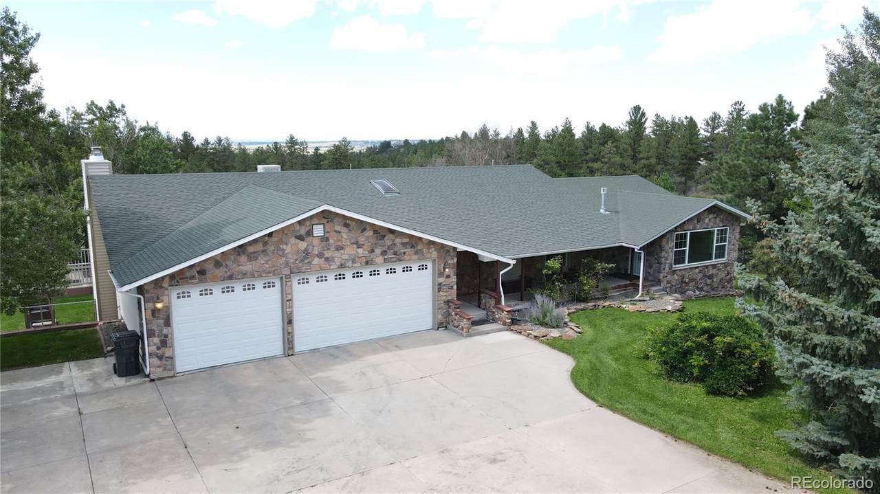 754 Flintwood Road - Photo 1