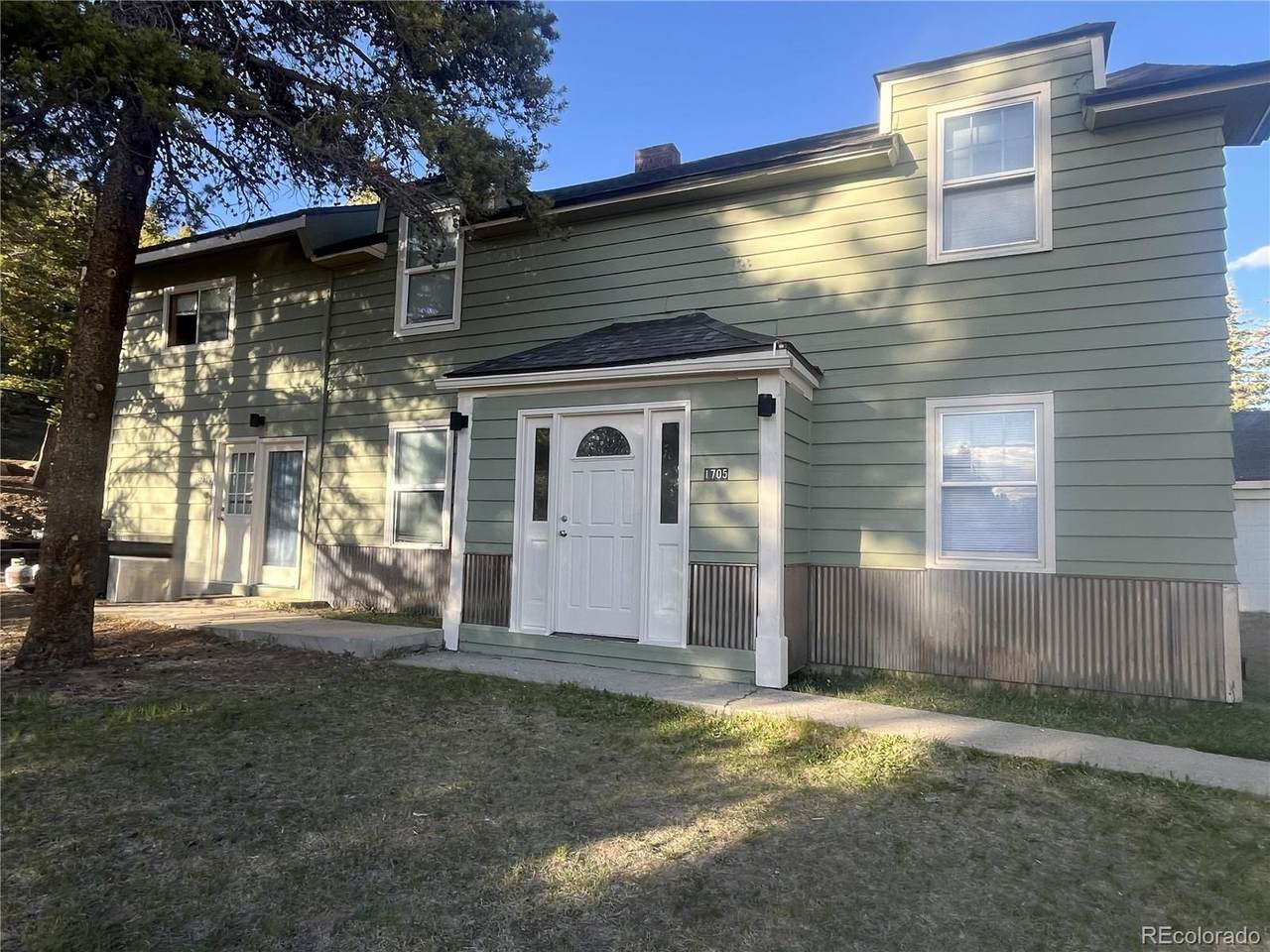 1705 Delane Street - Photo 1