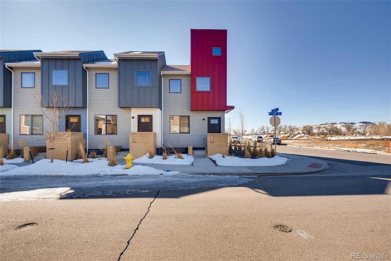 15142 69th Place - Photo 1