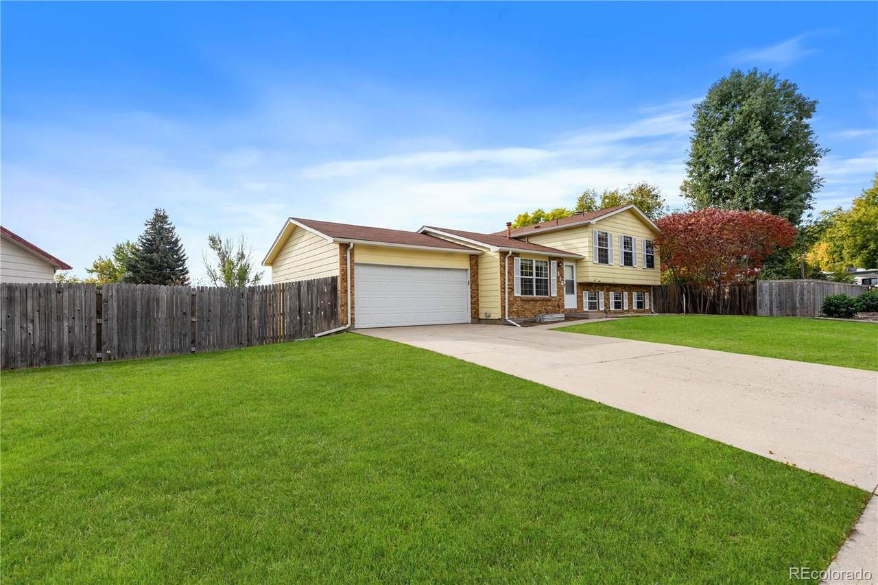 316 50th Street - Photo 1