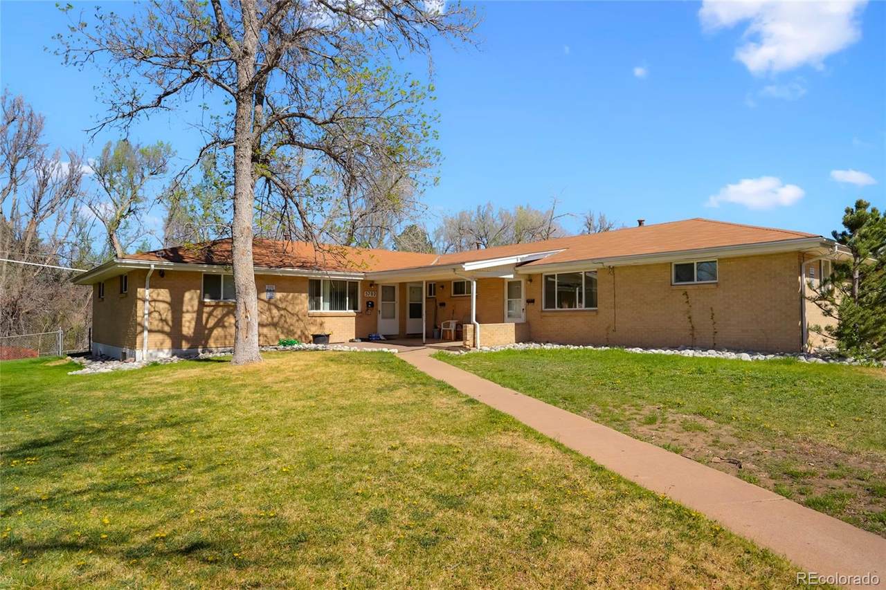 5702 Pearl Street - Photo 1