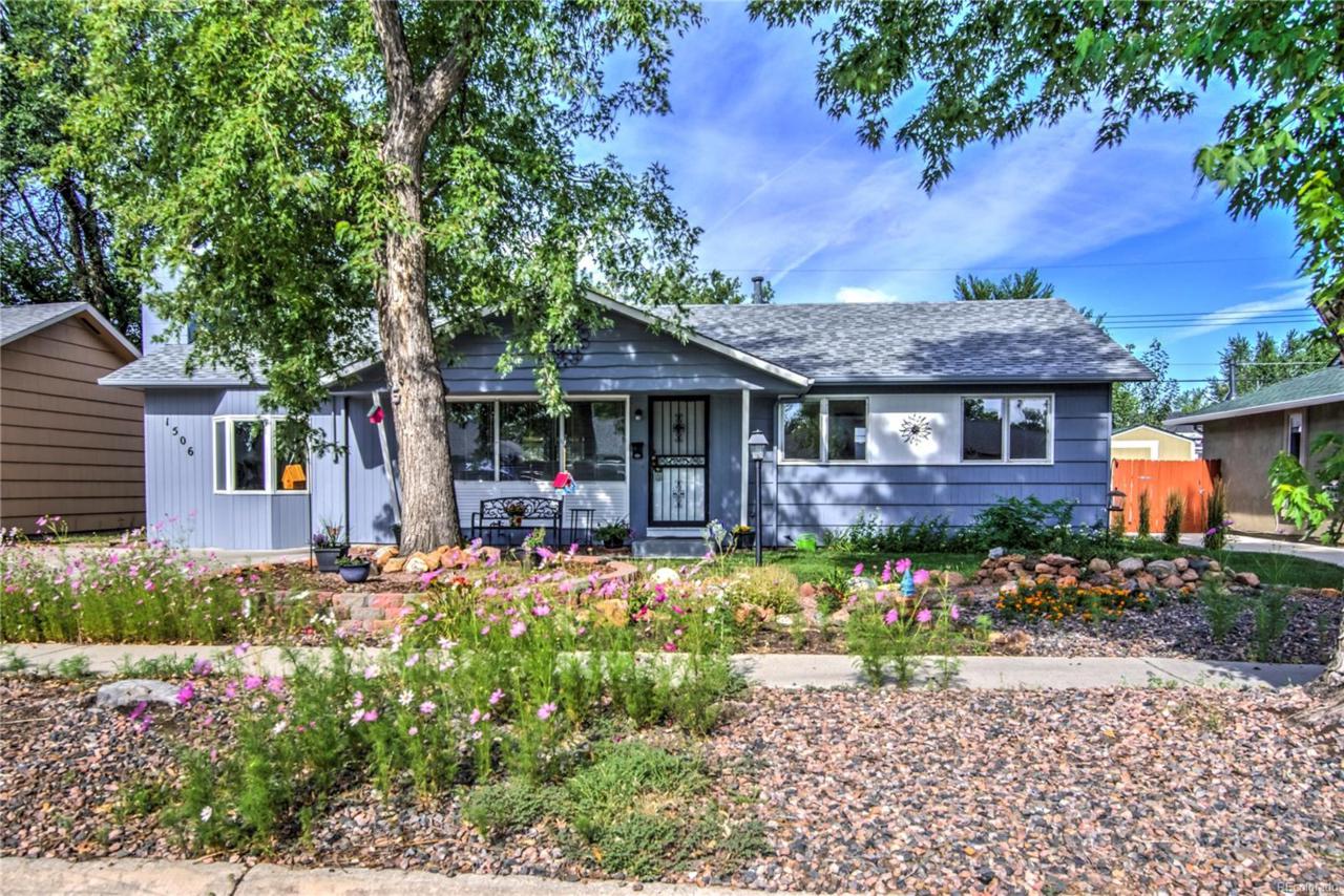 1506 Querida Drive - Photo 1