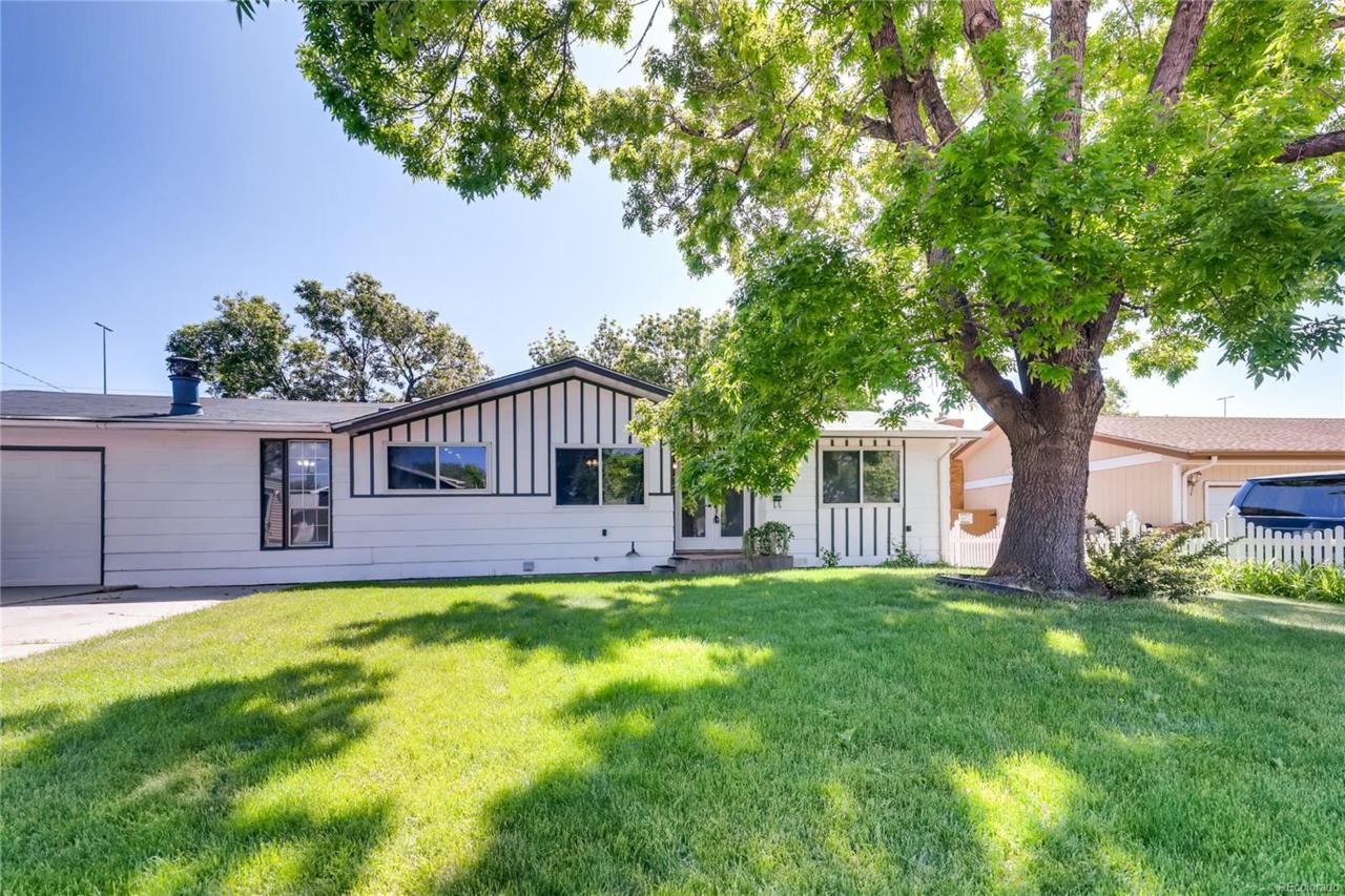 10950 Acoma Street - Photo 1