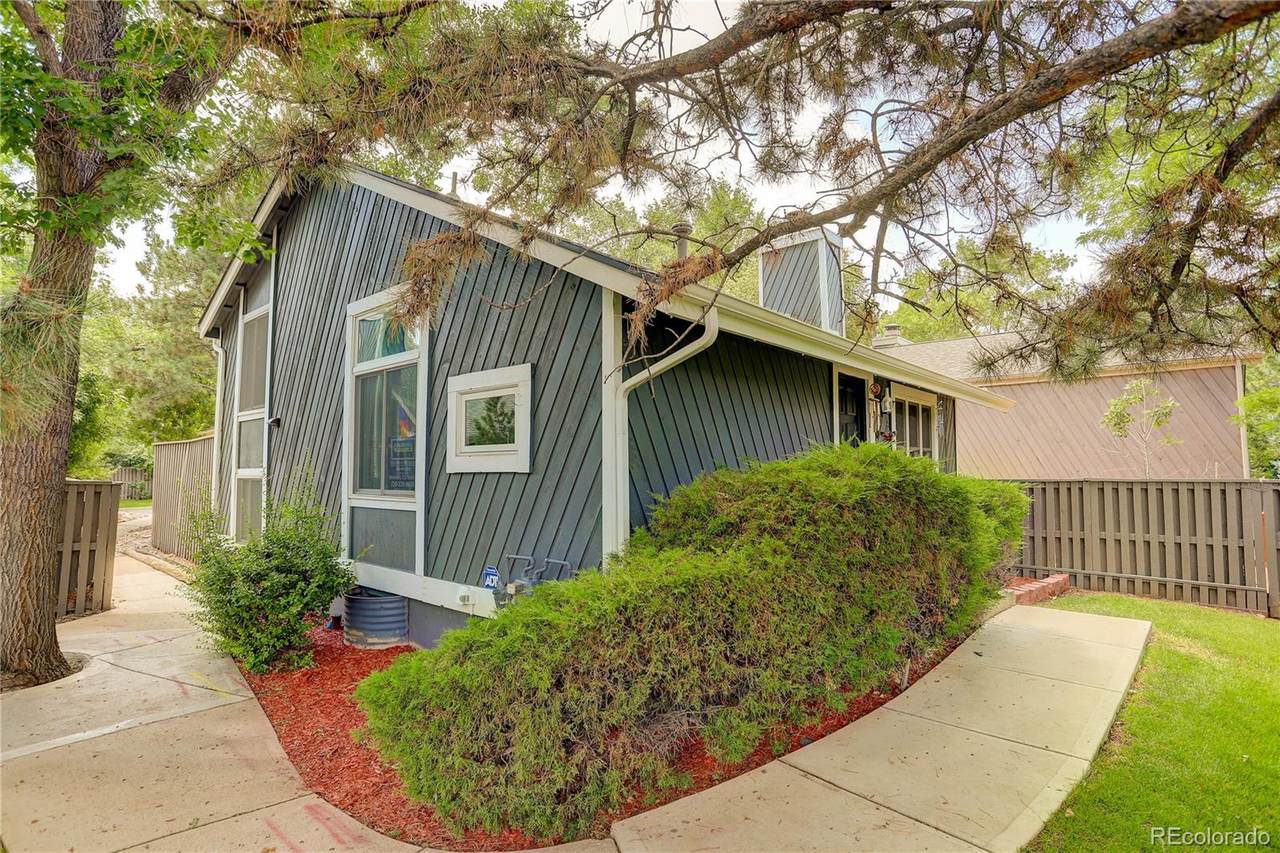 10213 Peakview Avenue - Photo 1