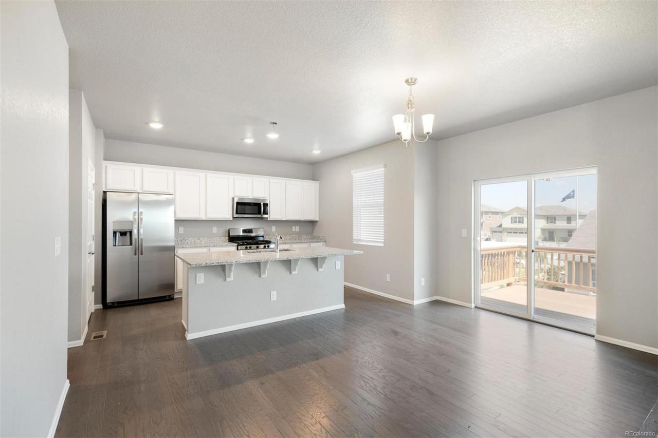 5437 Snowberry Avenue - Photo 1