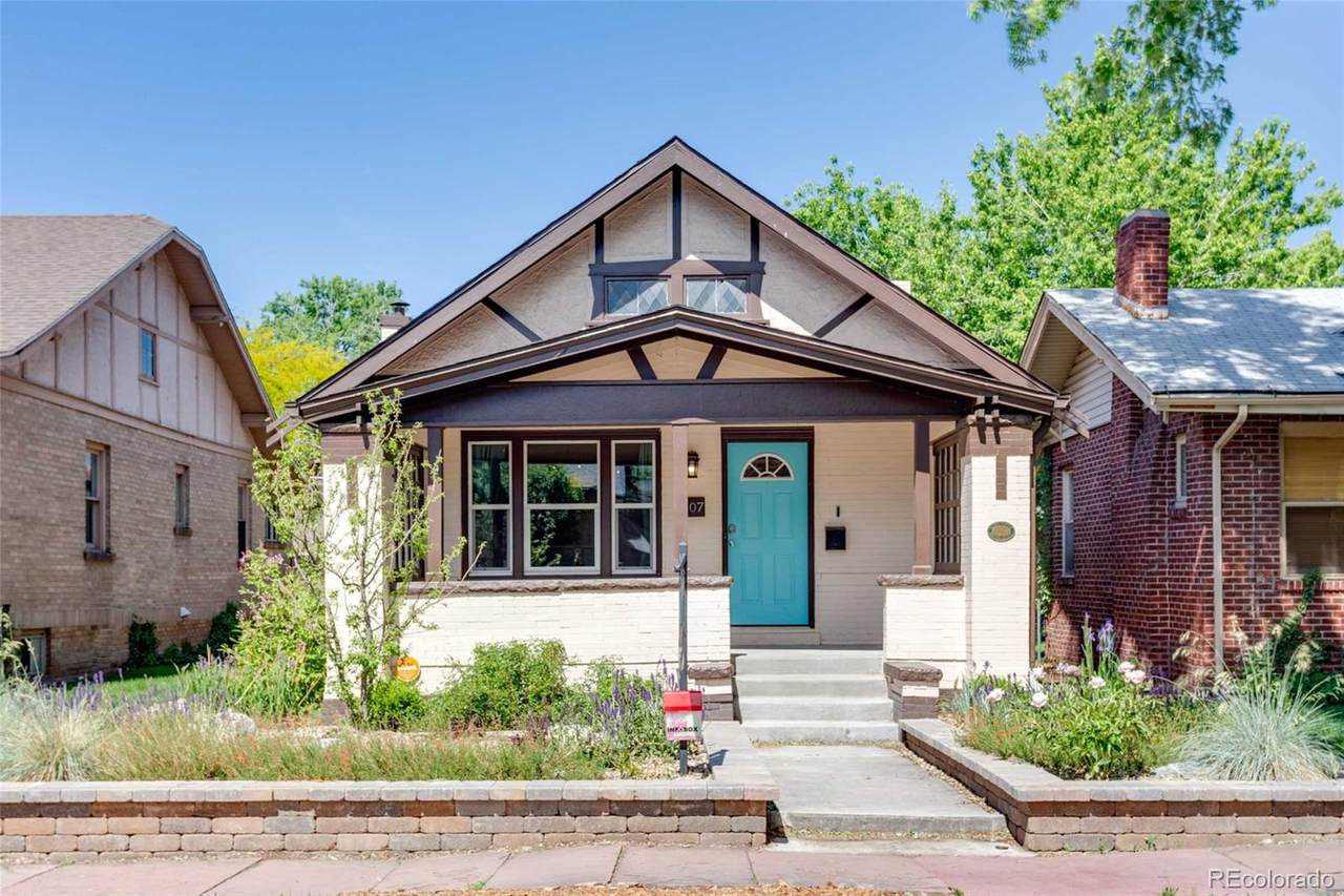407 Clarkson Street - Photo 1