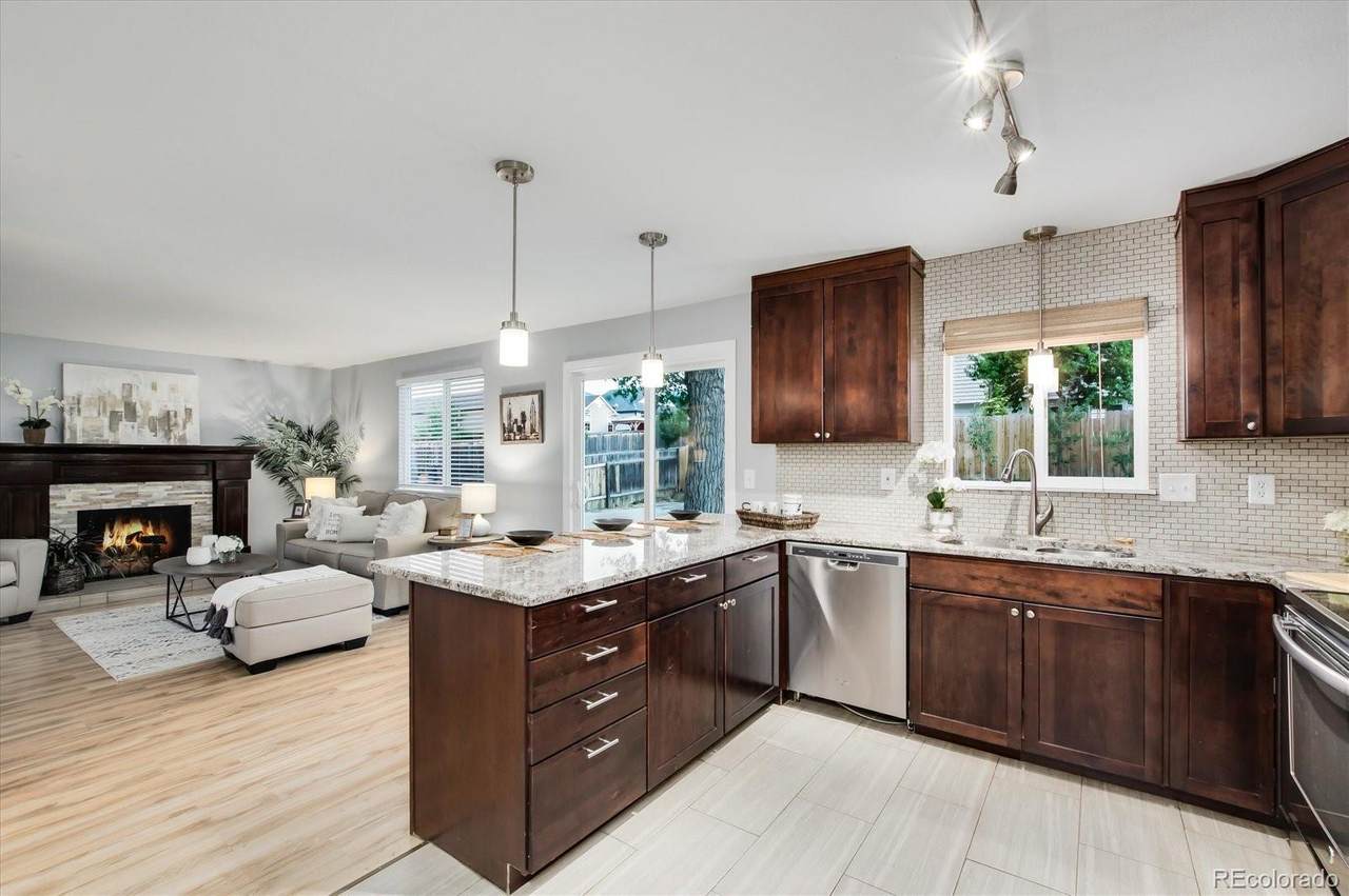 4693 Devinney Street - Photo 1