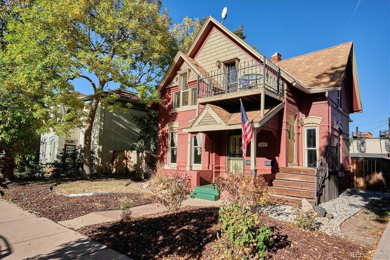 2929 Curtis Street - Photo 1