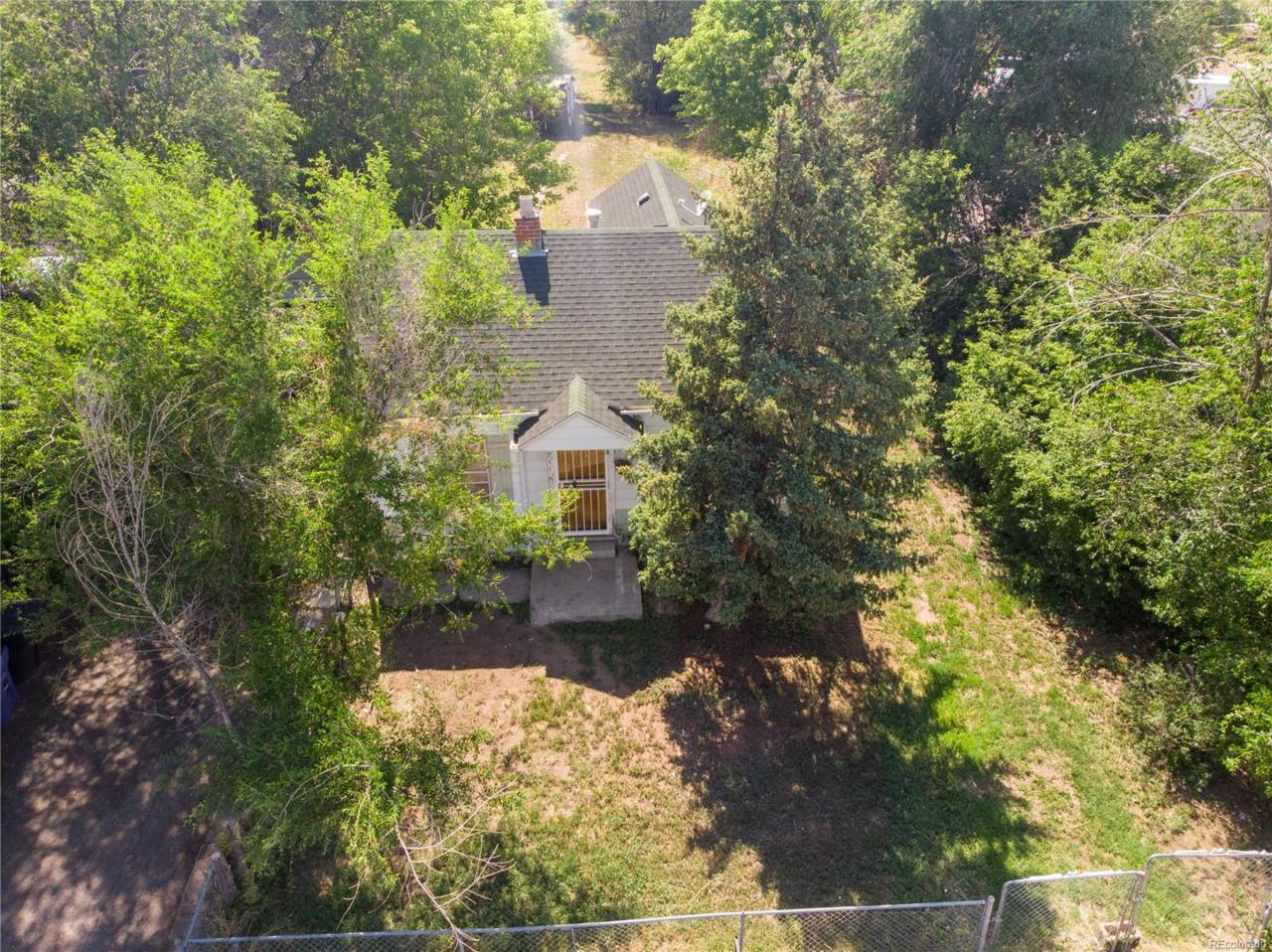 2711 Decatur Street - Photo 1