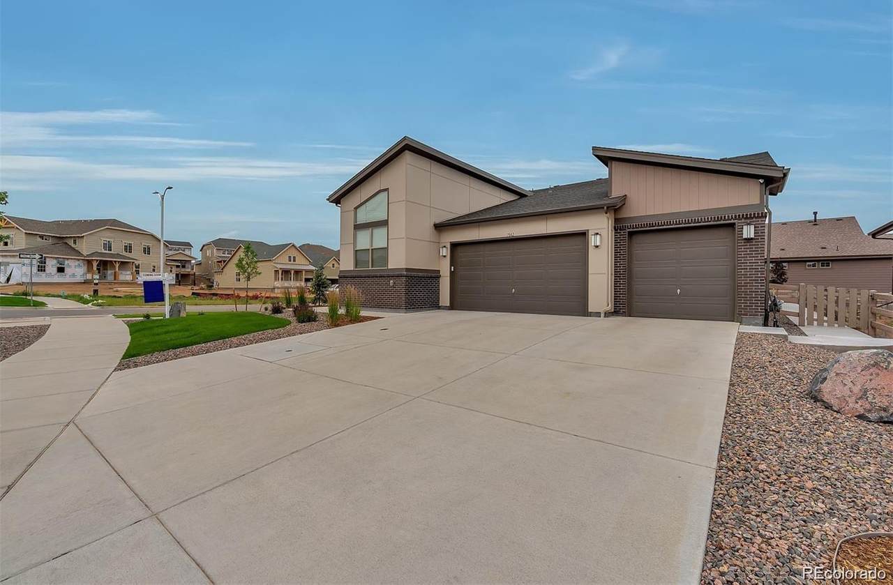 7842 Piney River Avenue - Photo 1