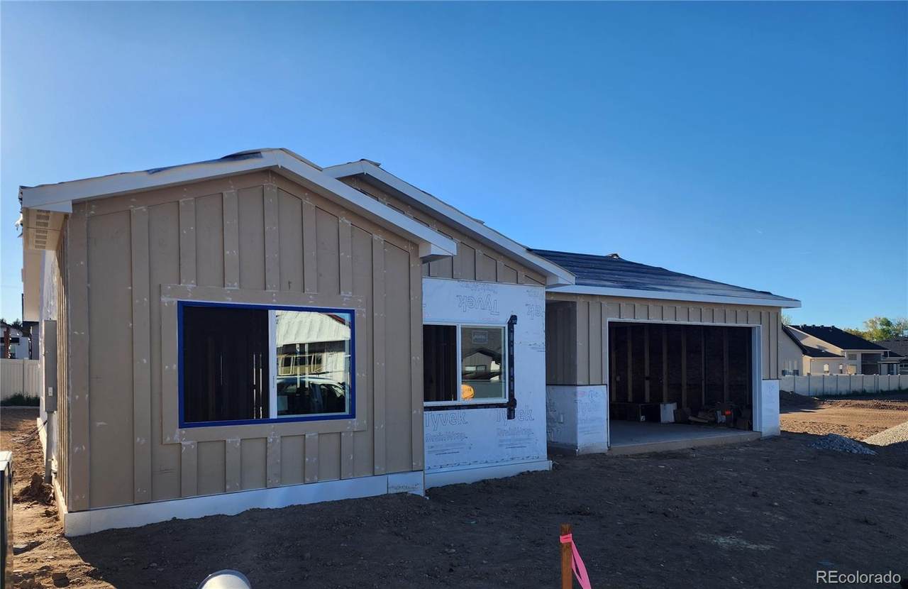 255 Sasha Street - Photo 1