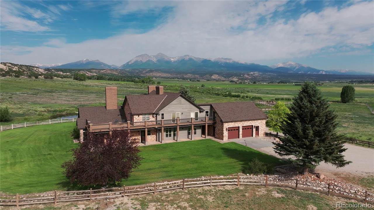 8270 County Road 160 - Photo 1