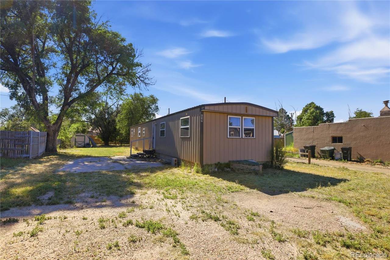 639 Wisconsin Avenue - Photo 1