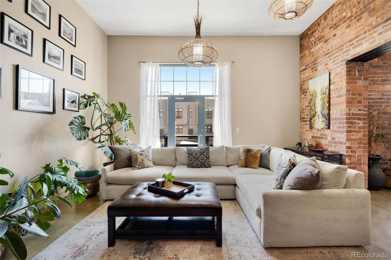 2500 Walnut Street - Photo 1