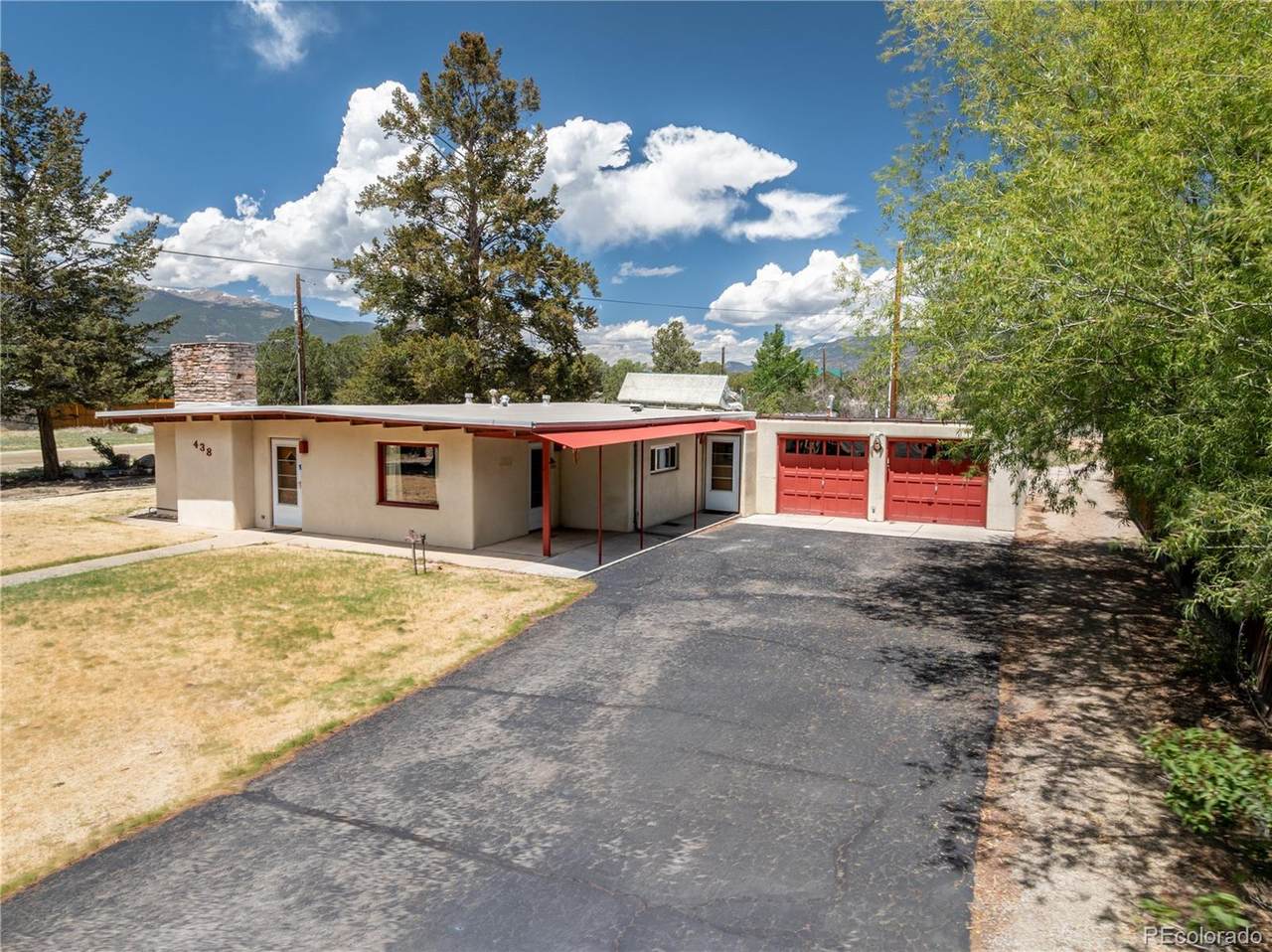 438 Crossman Avenue - Photo 1