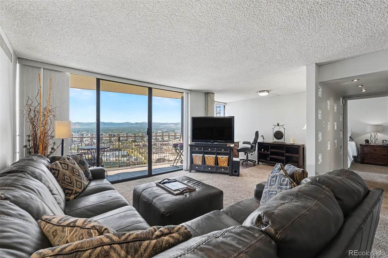 1020 15th Street - Photo 1