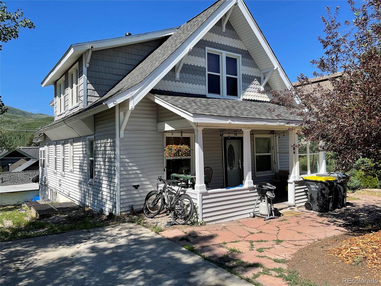 429 Pine Street - Photo 1
