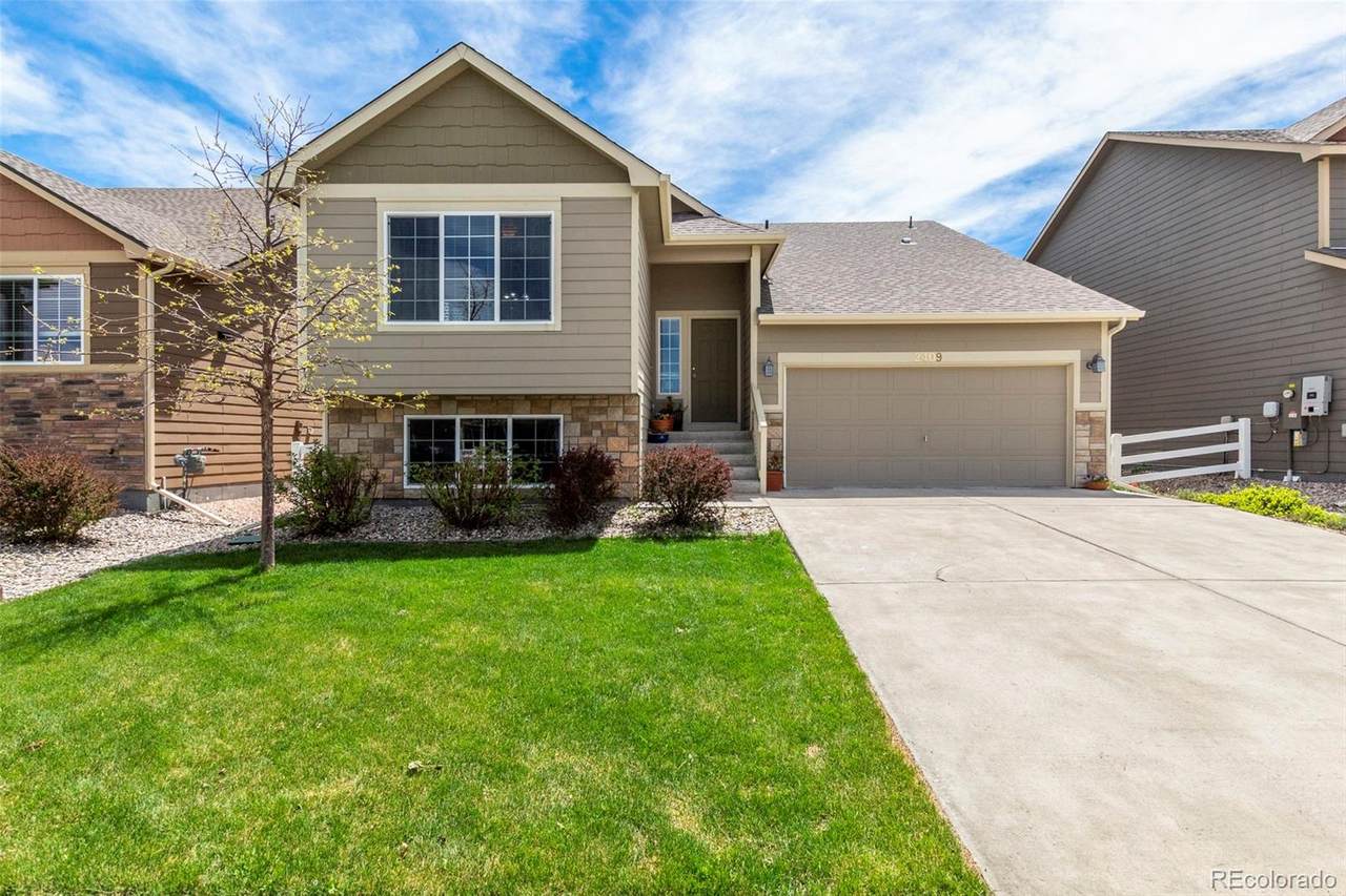 2409 Sunbury Lane - Photo 1