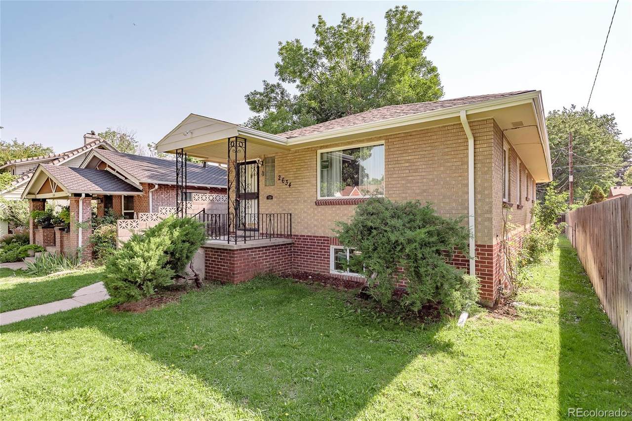 2634 Dahlia Street - Photo 1