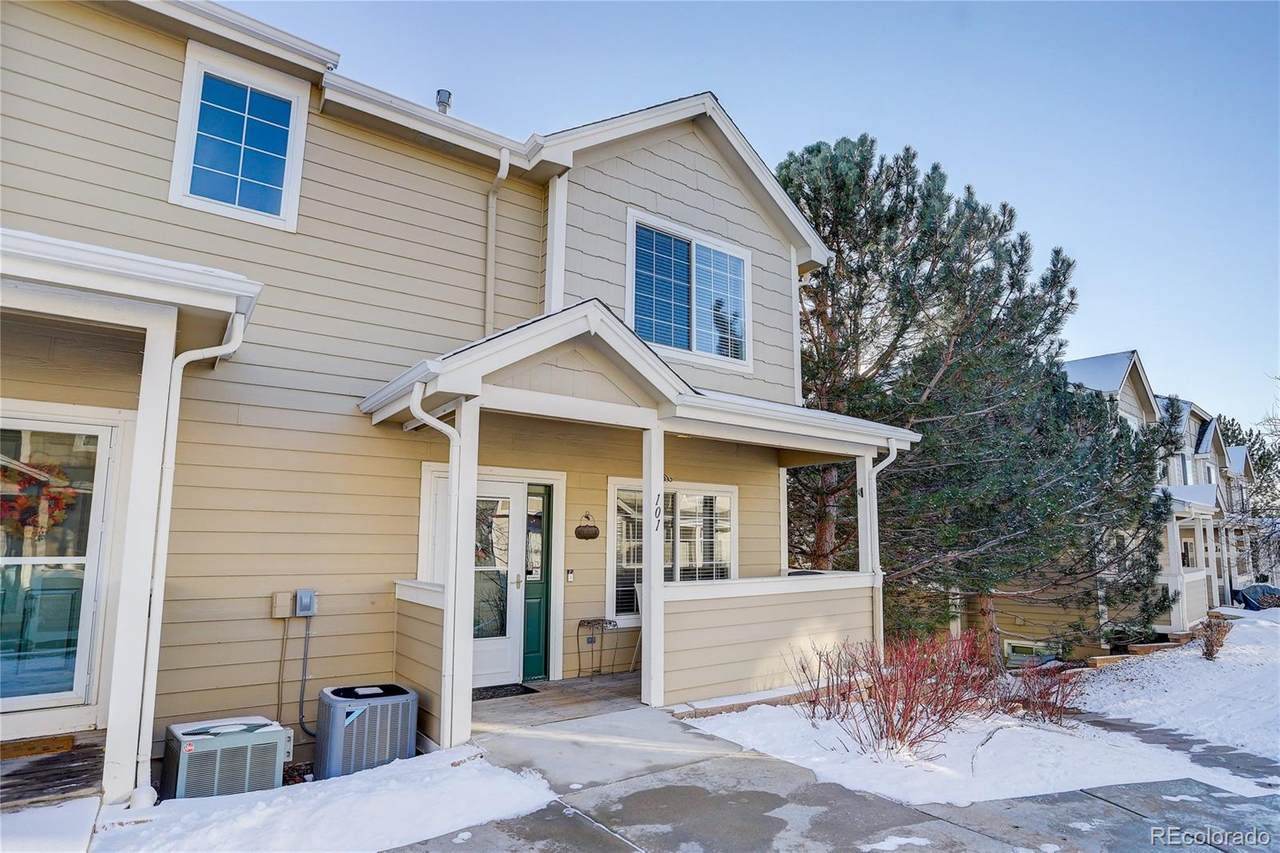 19247 Gunnison Place - Photo 1