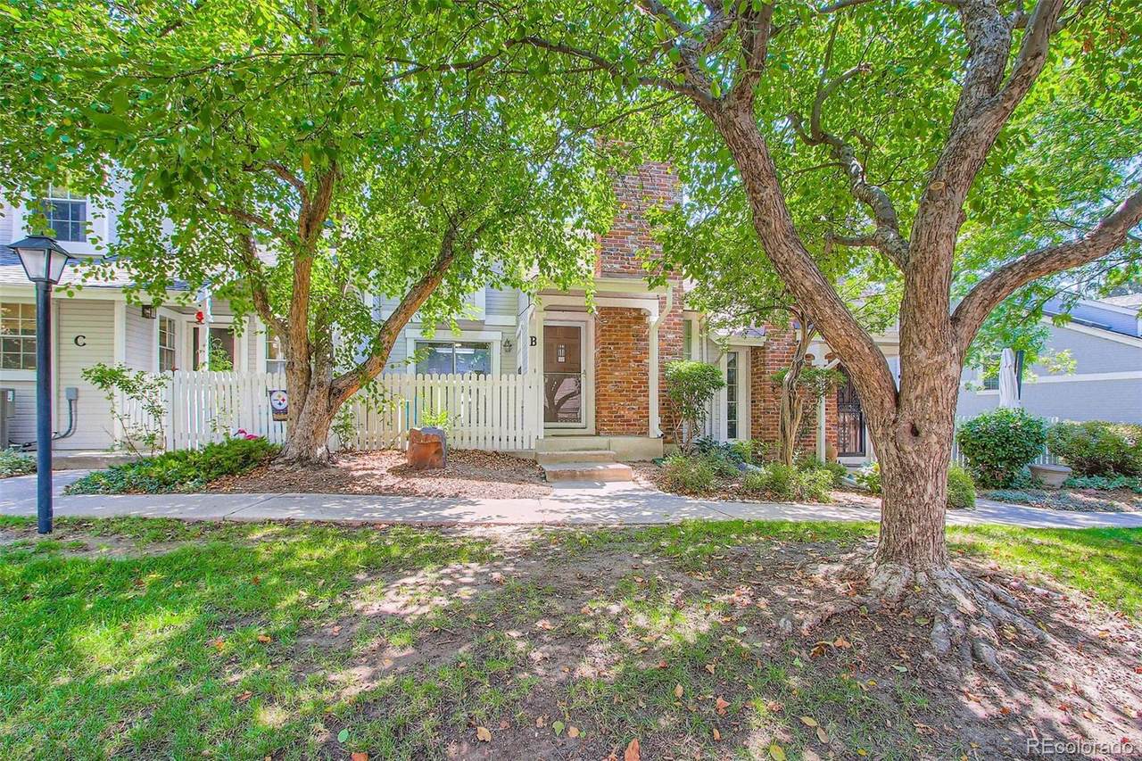 2885 Long Circle - Photo 1