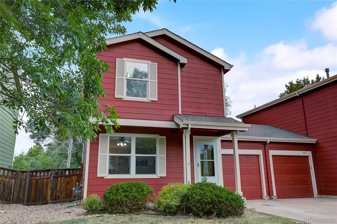 5119 Goshawk Street - Photo 1
