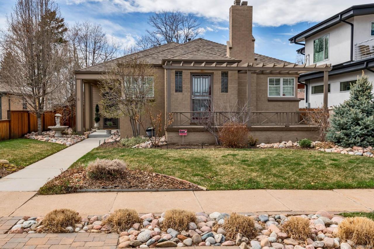 4425 Irving Street - Photo 1