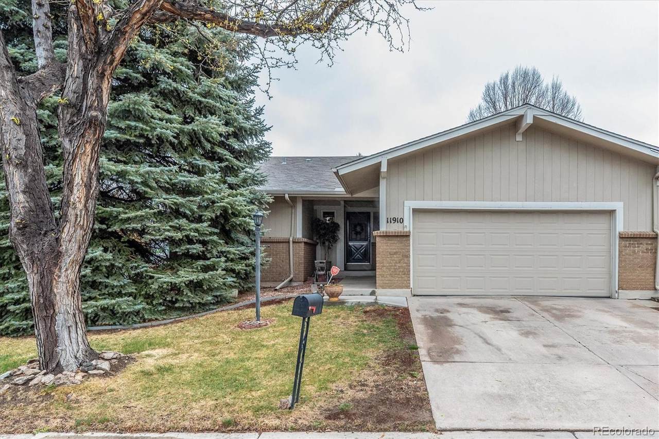 11910 Maple Avenue - Photo 1