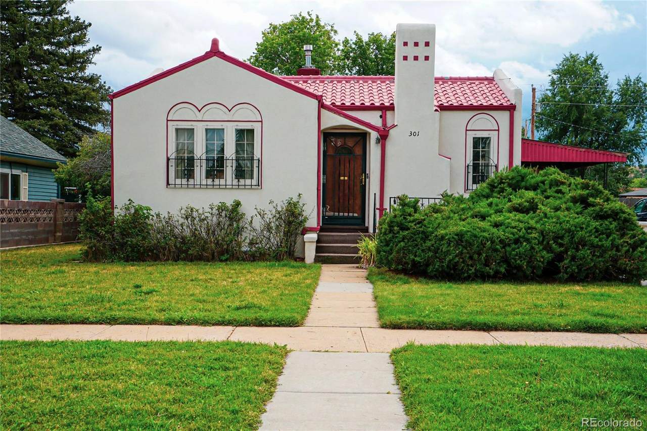 301 7th Street - Photo 1