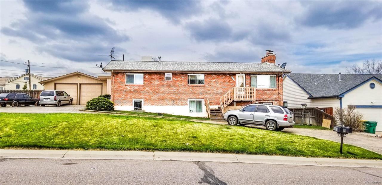 999 Yarrow Street - Photo 1