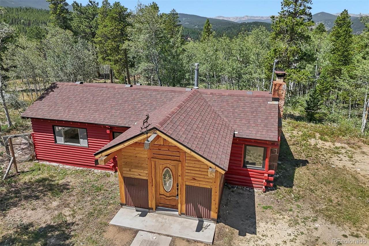 301 Genevas Way - Photo 1