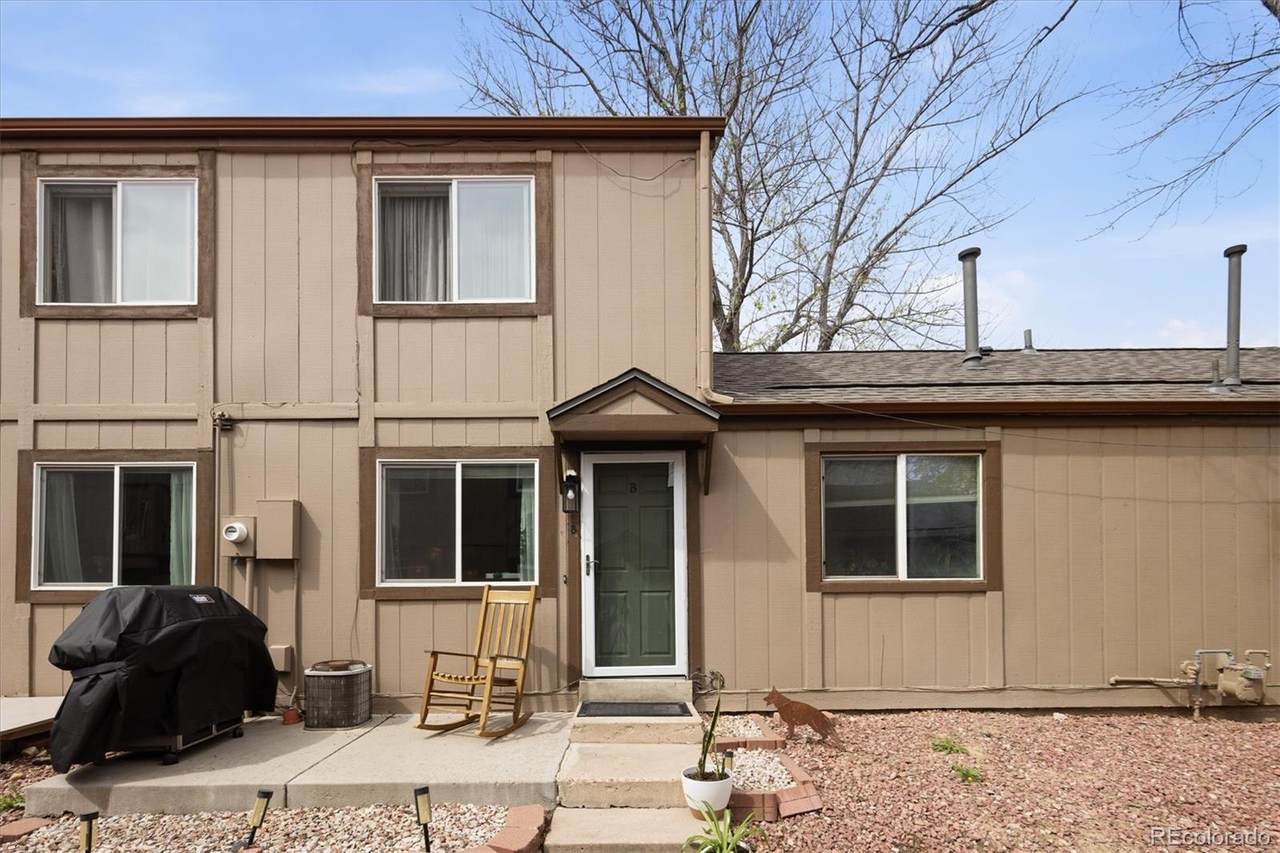 7700 Glasgow Place - Photo 1