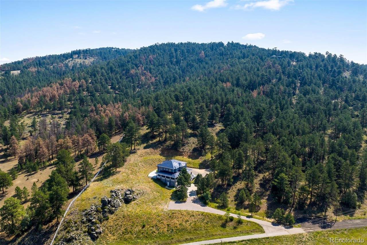 494 Thunder Road - Photo 1