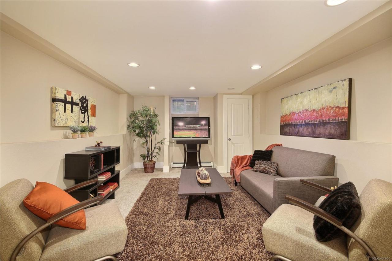 1374 Ogden Street - Photo 1
