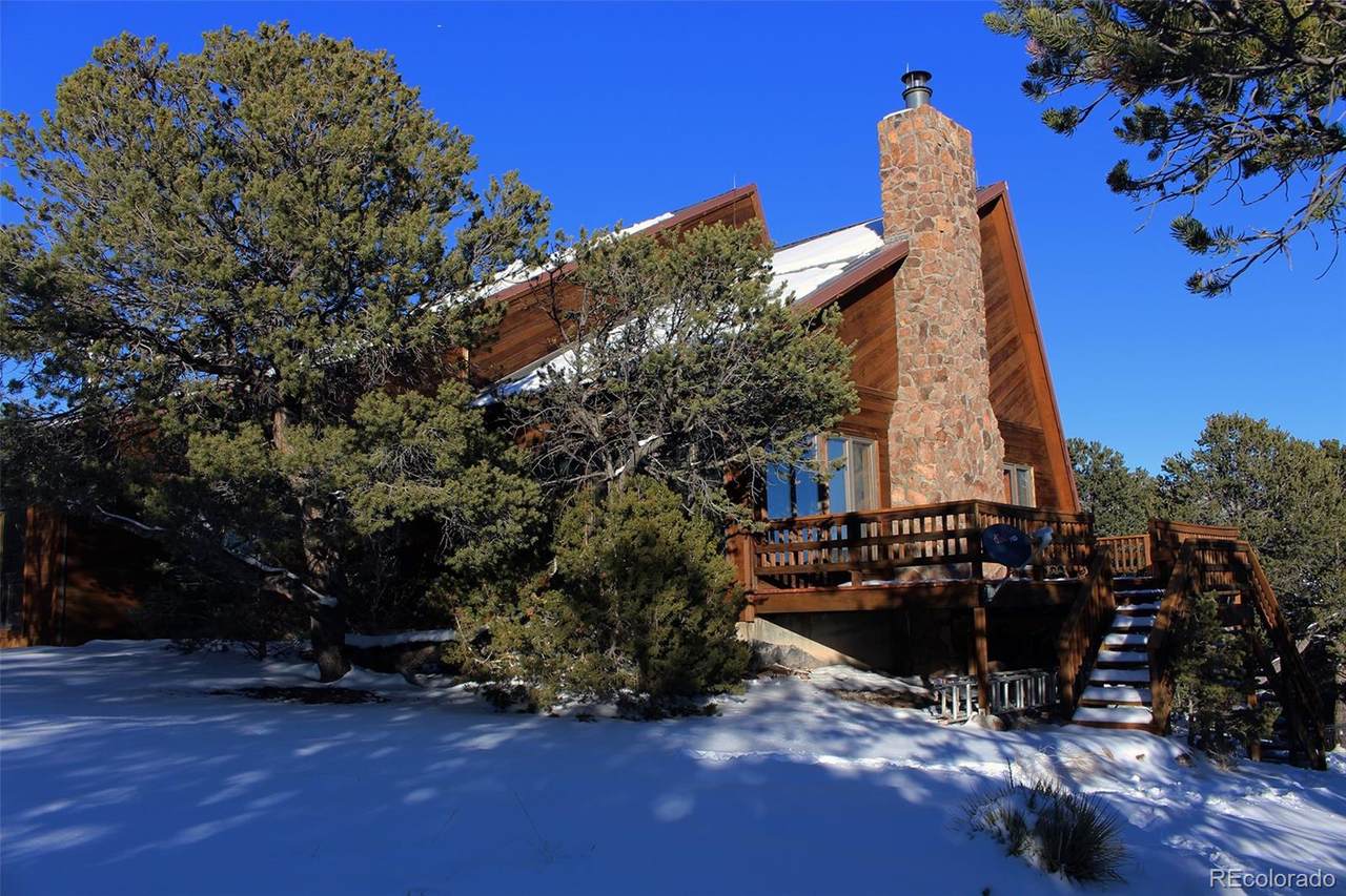 647 Shamrock Lane - Photo 1