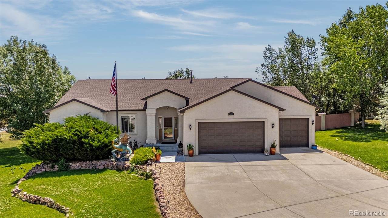 1120 Monument Street - Photo 1