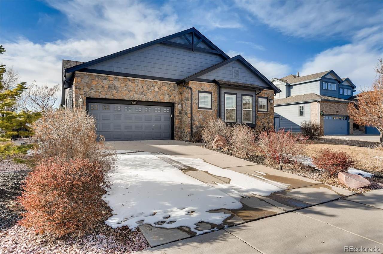 8059 Country Club Parkway - Photo 1