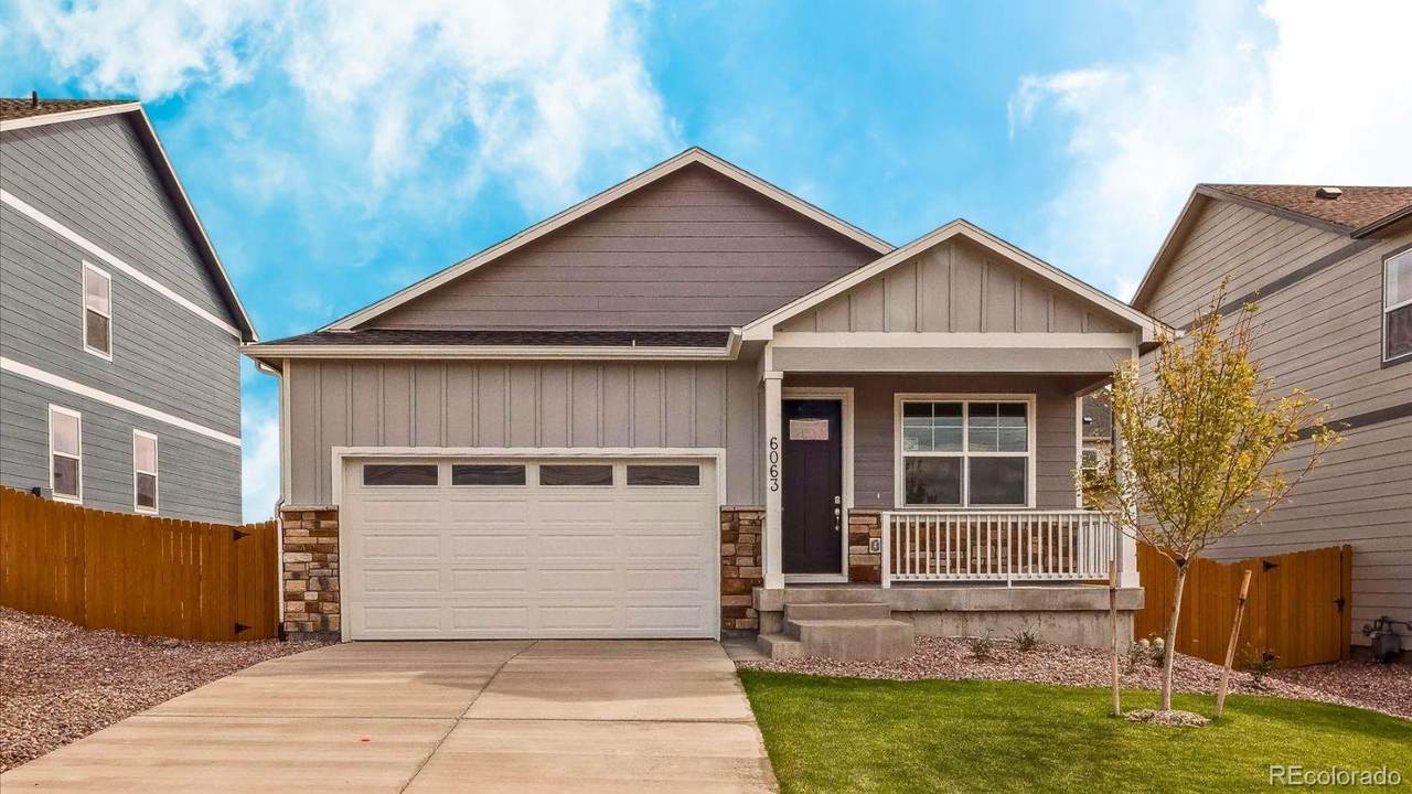 902 Brink Street - Photo 1