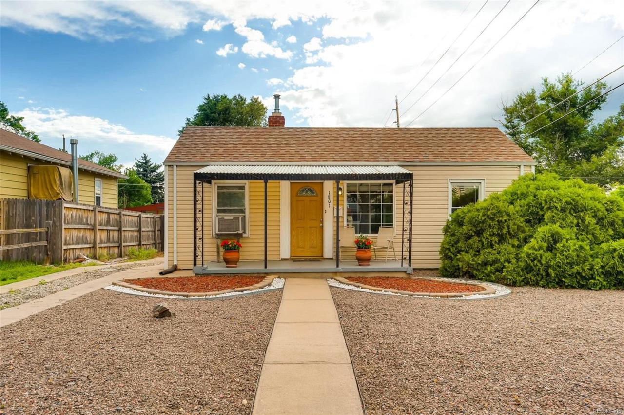 1801 Cook Street - Photo 1