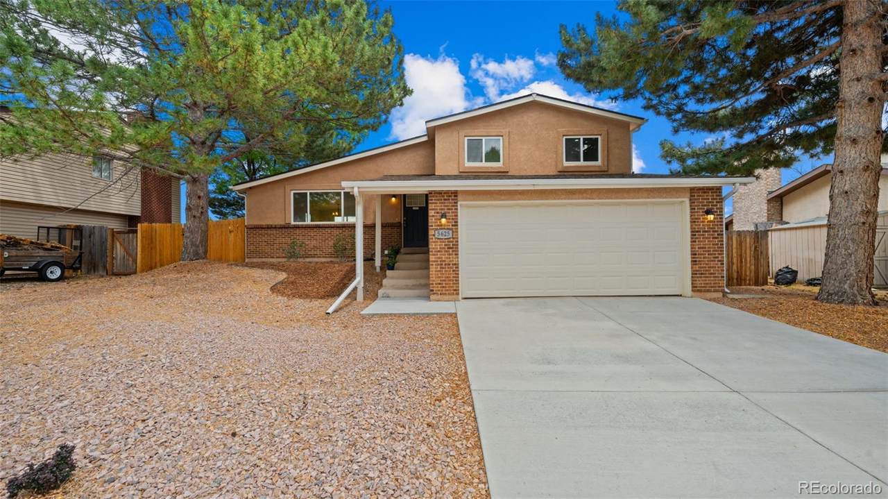 5625 Escapardo Way - Photo 1