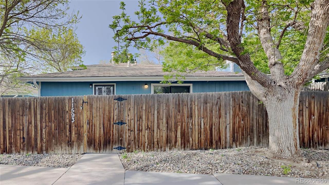11593 Cedar Avenue - Photo 1