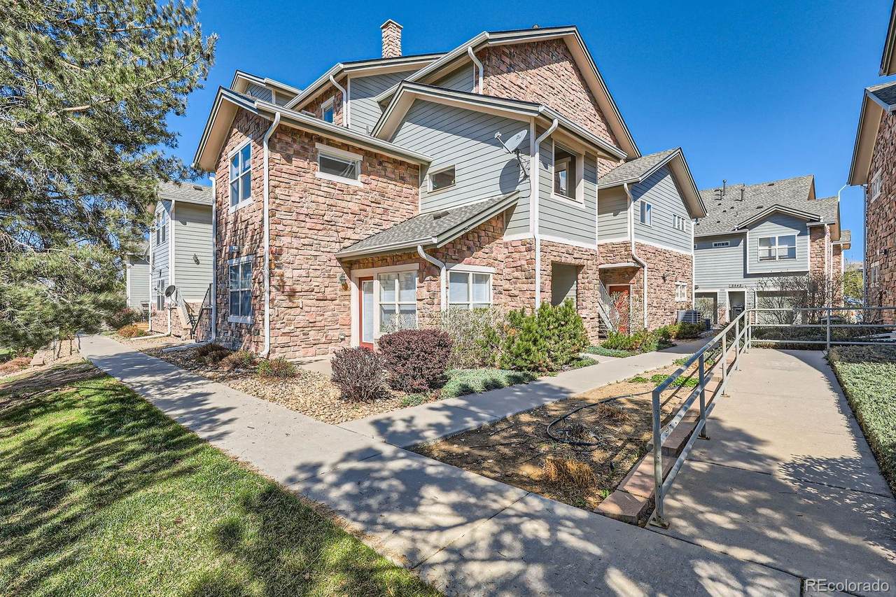 2541 Bahama Circle - Photo 1