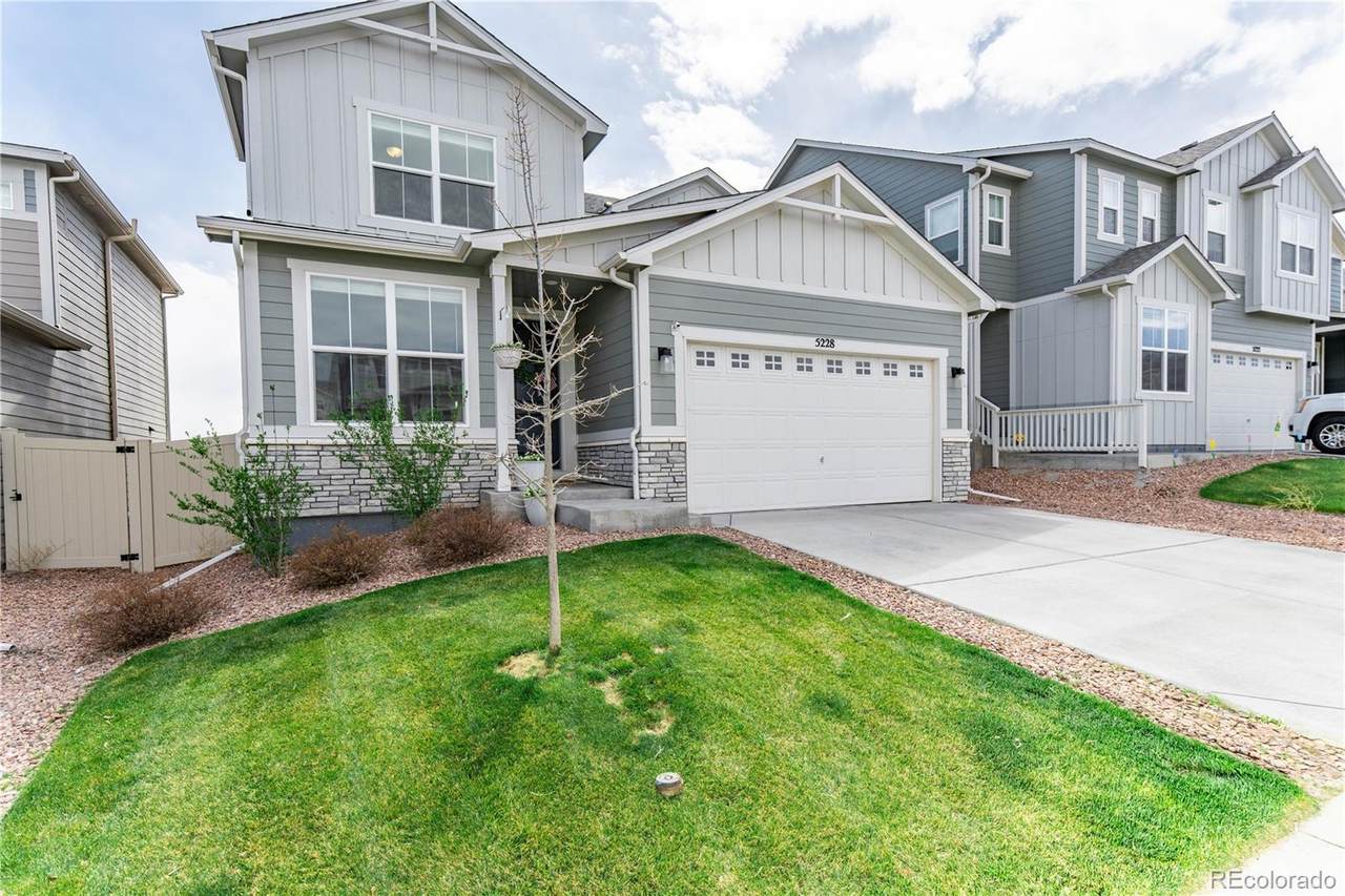 5228 Roundhouse Drive - Photo 1